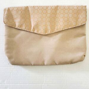 Bvlgari Emirates tan cosmetic bag